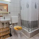 Stunning In With Wifi Apartment